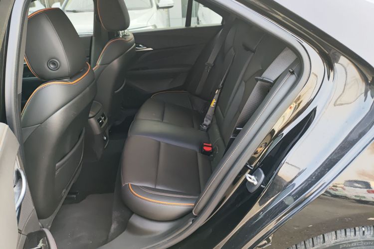 凯迪拉克CT4 2020款 28T 精英型中控内饰21