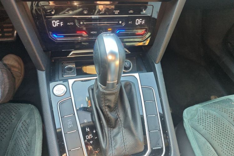 一汽-大众CC 2020款 330TSI 华颜版 国VI中控内饰18