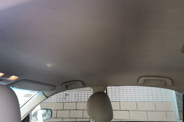 丰田 凯美瑞 2013款 200E 经典精英版中控内饰22