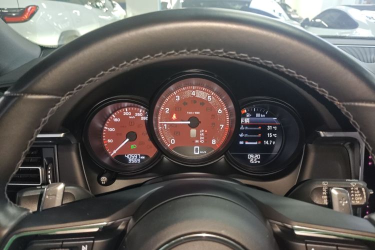 保时捷 2022款 Macan 2.0T局部细节14