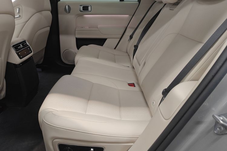 理想汽车 理想L7 2024款 Ultra中控内饰21