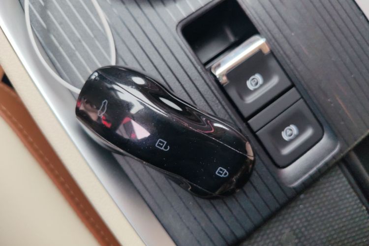 欧拉好猫 2022款 400km标准续航 豪华型 磷酸铁锂中控内饰11