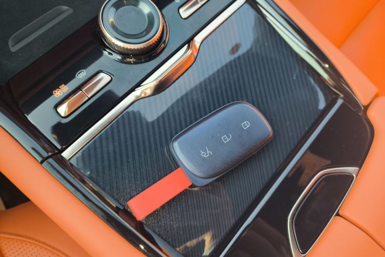 领克900 2025款 1.5T Ultra中控内饰11