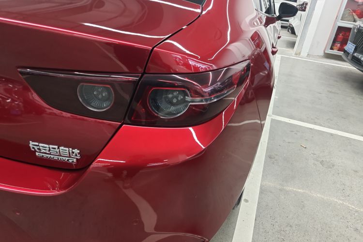 马自达3 昂克赛拉 2020款 1.5L 自动质悦天窗版车身外观9