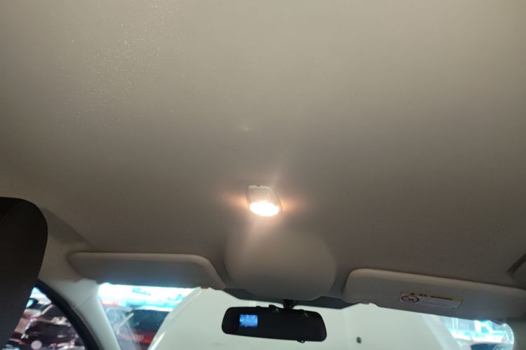 福特 福克斯 2018款 两厢经典 1.6L 自动舒适型智行版局部细节22