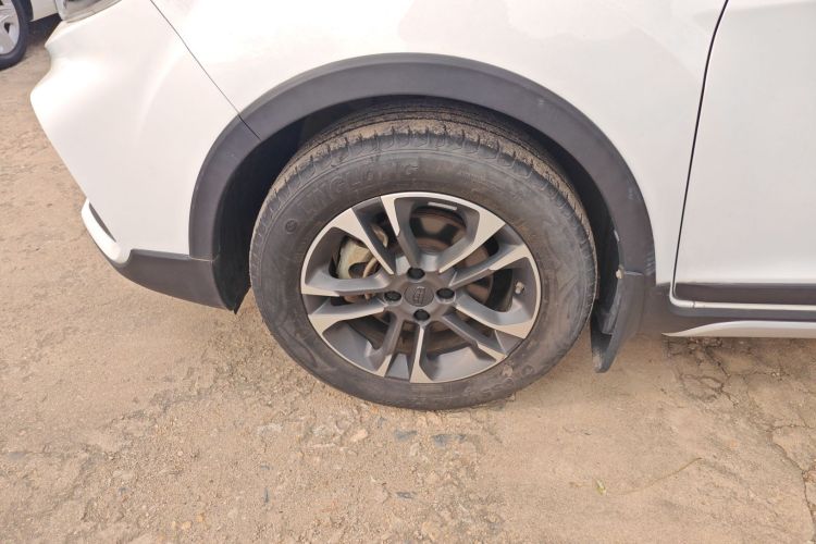 吉利汽车 远景X3 2019款 升级版 1.5L CVT精英型车身外观6007