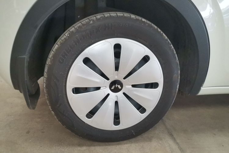 五菱汽车 五菱缤果 2023款 203km 轻享款车身外观6008