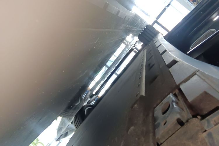 比亚迪 汉L 2025款 EV 四驱激光雷达旗舰型局部细节9002