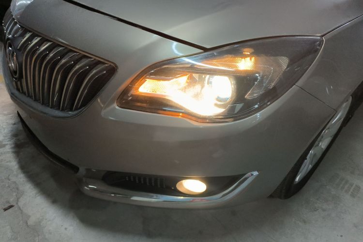 别克 君威 2015款 1.6T 领先技术型局部细节36