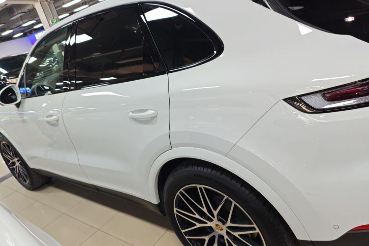 保时捷 2025款 Cayenne 3.0T车身外观6003