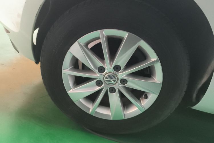 大众 高尔夫 2016款 1.6L 手动时尚型车身外观6008