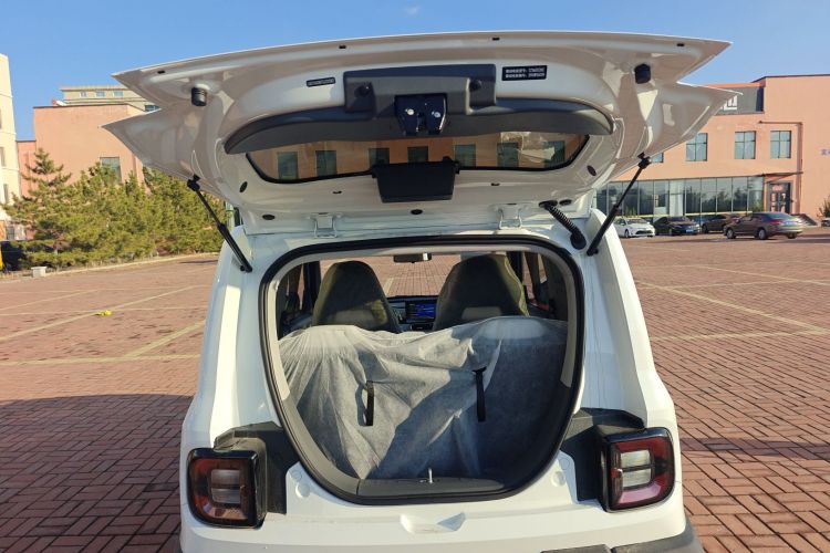 吉利银河 2025款 210km 熊猫骑士机舱底盘23