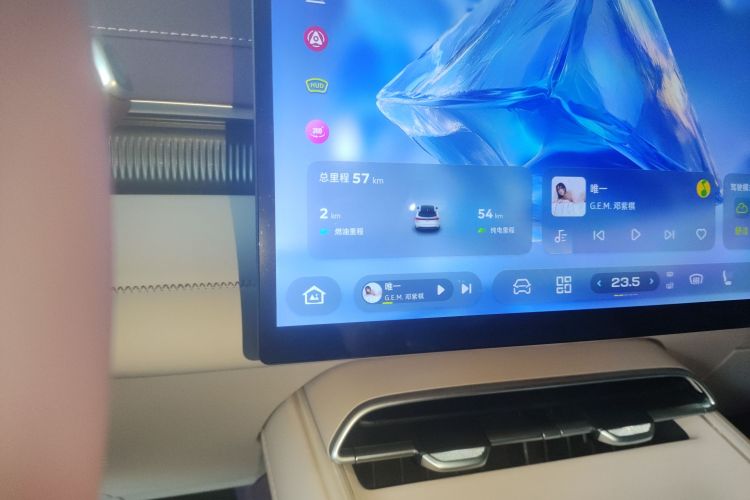 深蓝汽车 深蓝S07 2026款 300Ultra 华为乾崑ADS SE版中控内饰14