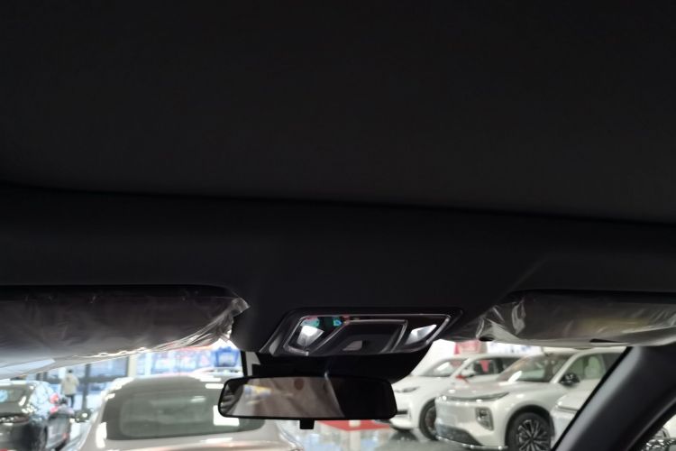 长安UNI-Z新能源 2025款 智慧新蓝鲸 125km 战舰+中控内饰22