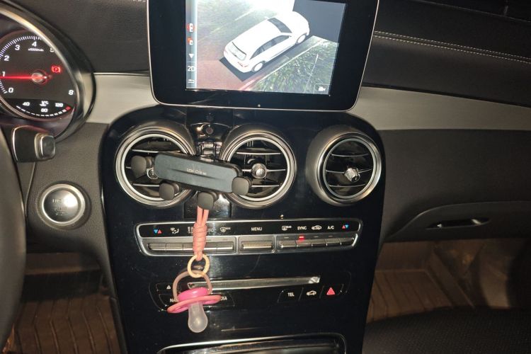 奔驰GLC 2016款 GLC 200 4MATIC中控内饰16