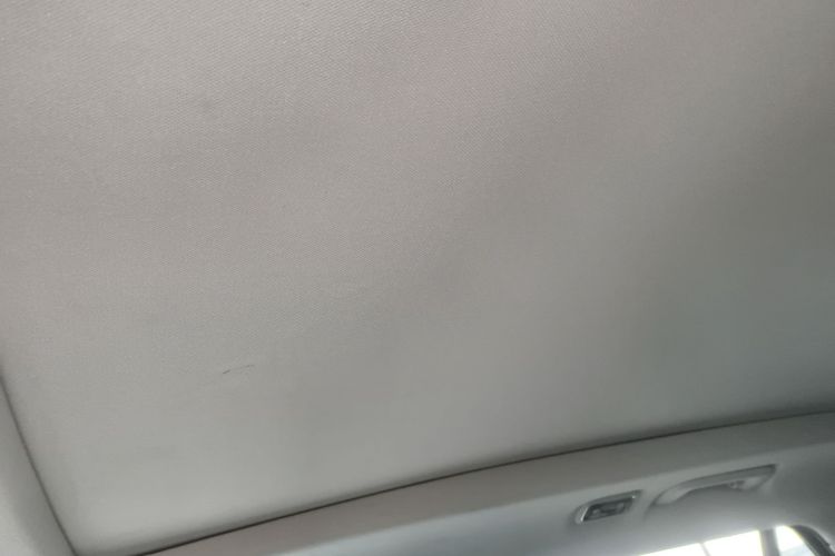 领克01 2017款 2.0T 两驱型Pro版中控内饰22