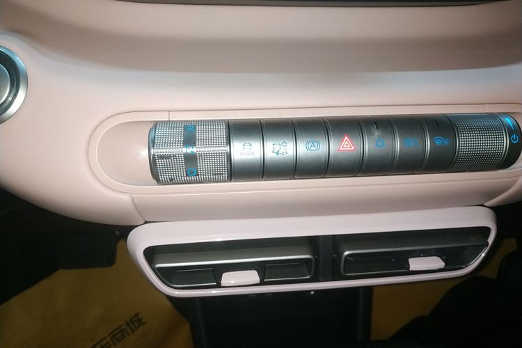 比亚迪 海鸥 2025款 305km 自由版局部细节18