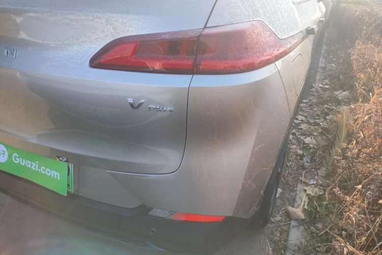 埃安 AION V 2024款 Plus 70 星耀版 磷酸铁锂车身外观9