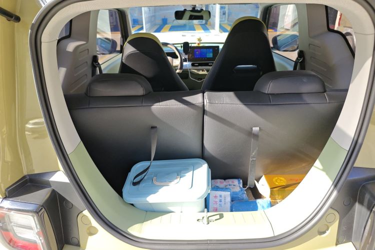 吉利银河 2025款 210km 熊猫骑士机舱底盘23