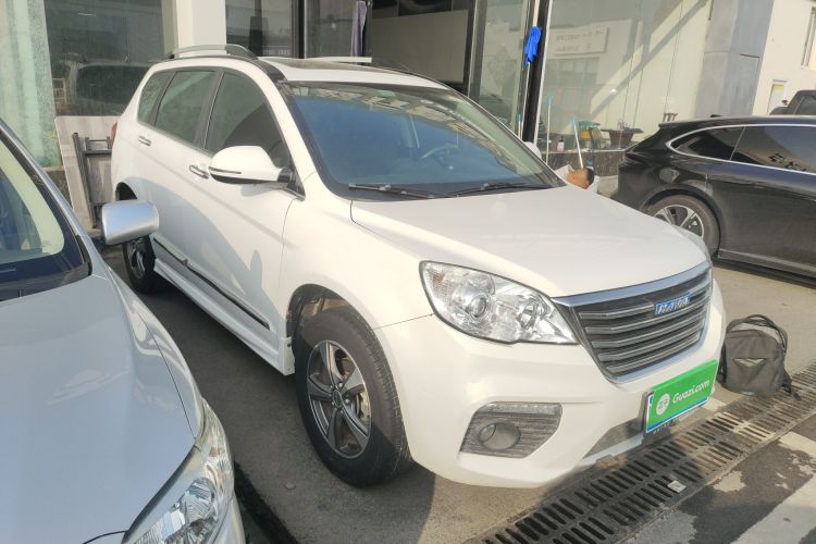 哈弗H6 2017款 经典版 1.5T 自动两驱都市型车身外观3