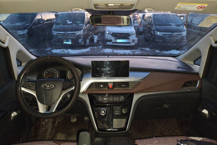 江淮瑞风 瑞风M3 2023款 PLUS 1.8L 9座智联版中控内饰12