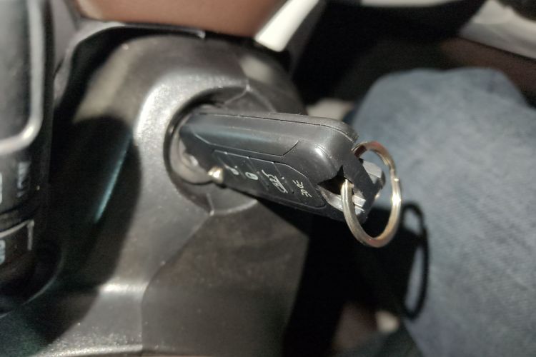 Jeep 自由侠 2016款 1.4T 自动高能版中控内饰7001