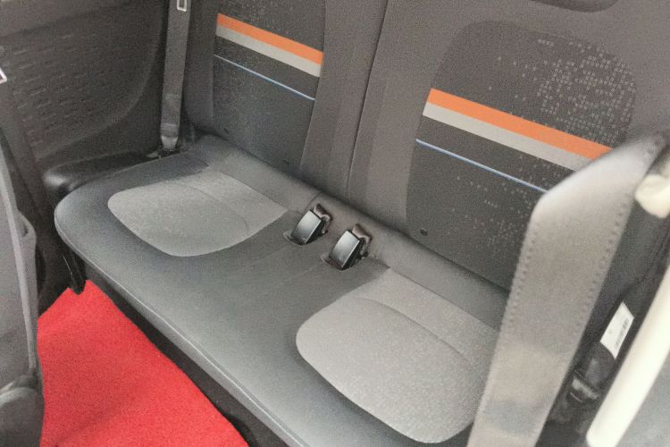 五菱汽车 宏光MINIEV 2020款 自在款 磷酸铁锂中控内饰21