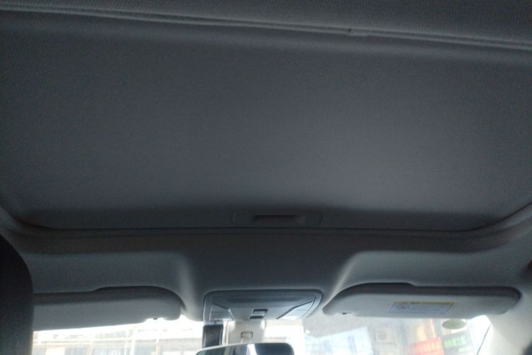 红旗H5 2022款 经典款 改款 1.5T DCT旗韵版中控内饰22