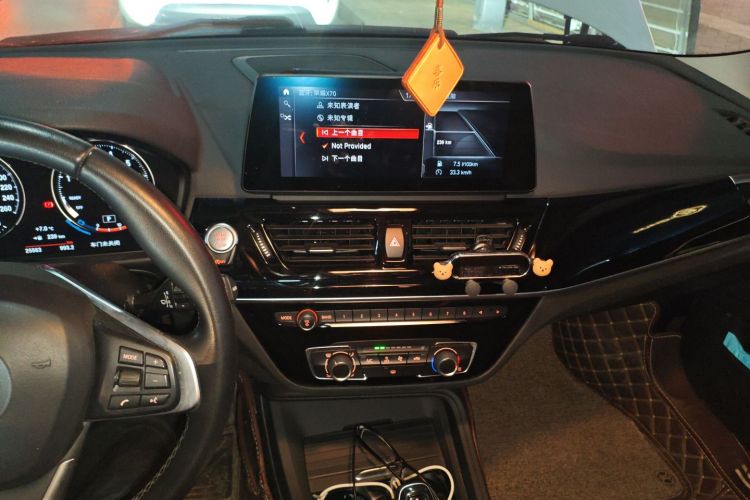 宝马1系 2021款 改款 120i M运动版中控内饰16