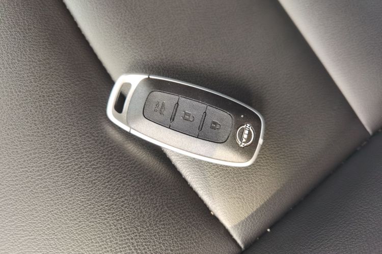 日产 轩逸 2023款 改款 1.6L CVT悦享版中控内饰11