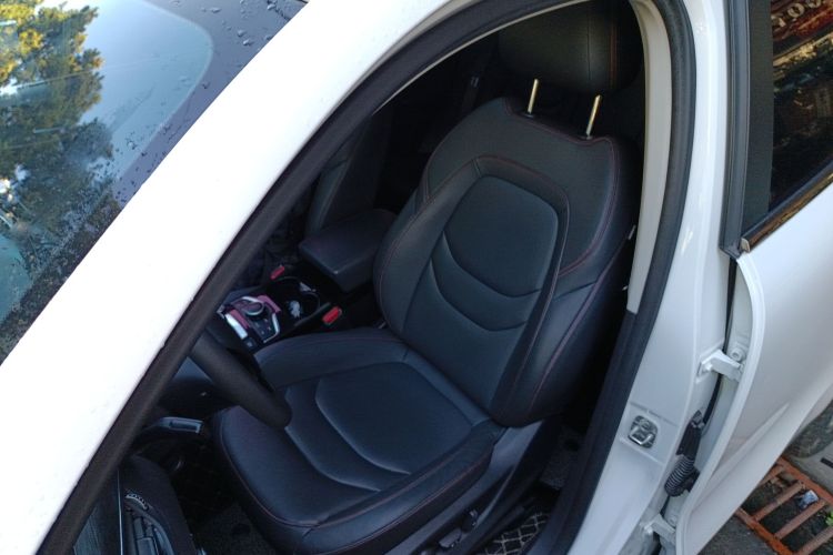 宝沃BX5 2020款 20TGDI 自动两驱先锋型中控内饰19