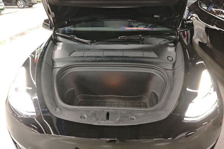 特斯拉 Model Y 2021款 长续航全轮驱动版局部细节24