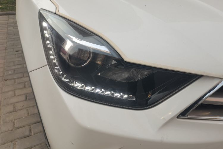 海马S5青春版 2018款 1.6L CVT豪华型车身外观8