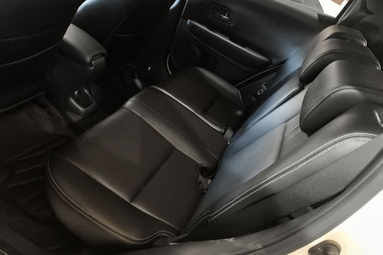 本田XR-V 2020款 1.5L CVT舒适版中控内饰21