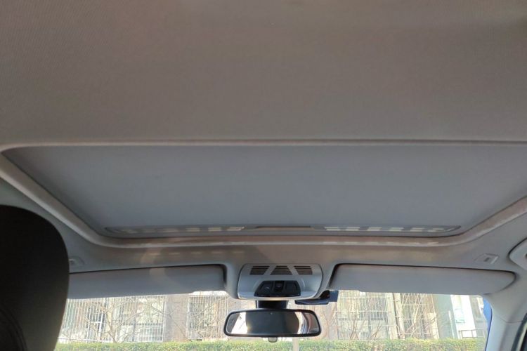 宝马3系 2015款 320Li 超悦版豪华设计套装局部细节22