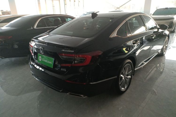 本田 雅阁 2022款 260TURBO 豪华版车身外观6005