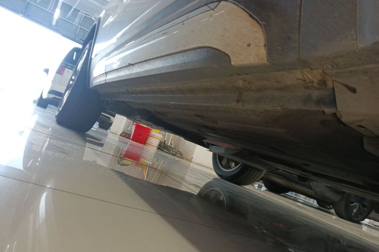 领克01 2019款 2.0T 两驱型Pro版 国VI局部细节9001