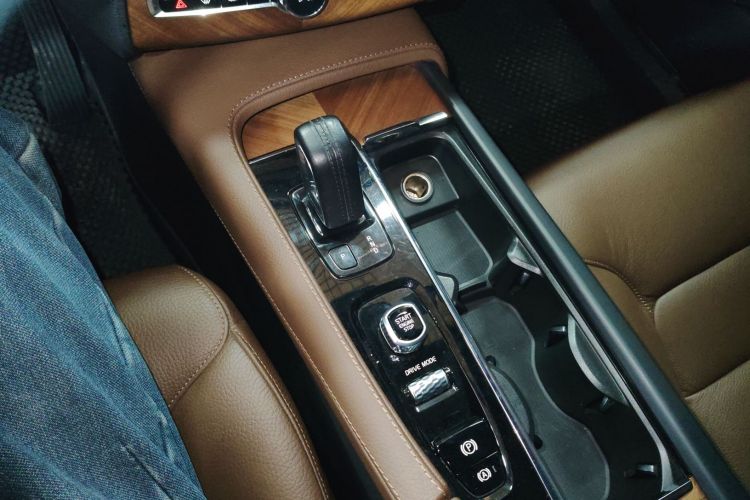 沃尔沃XC90 2021款 B5 智行豪华版 5座局部细节18