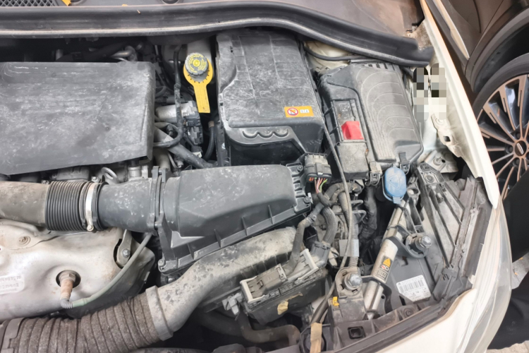 奔驰B级 2012款 B 200局部细节9007