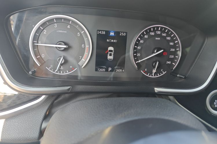 东风风光 风光ix5 2019款 220T CVT智尚型 国V中控内饰15