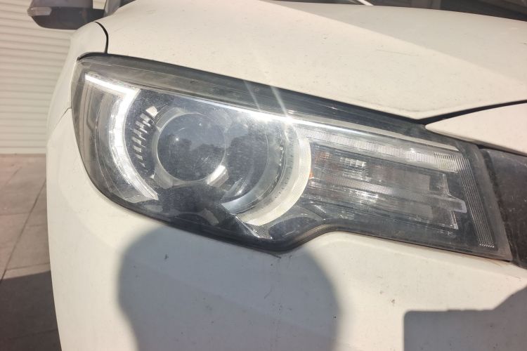 名爵ZS 2017款 16T 自动旗舰互联网版车身外观8