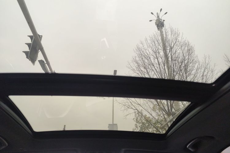 宝马3系GT 2020款 320i M运动套装中控内饰22