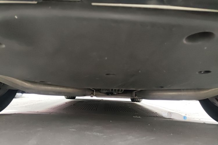 玛莎拉蒂 Ghibli 2014款 3.0T 标准版局部细节9009