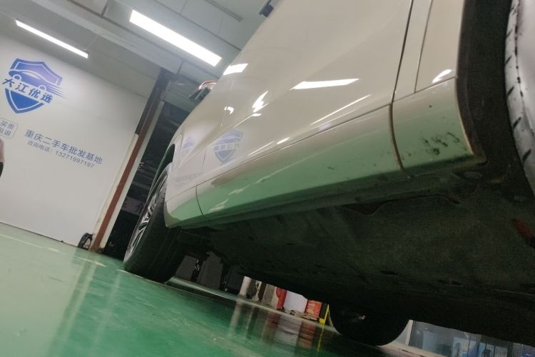 鸿蒙智行 问界M7 2022款 1.5T 后驱舒适版局部细节9001