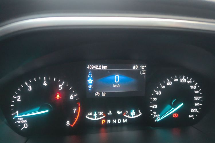 福特 福克斯Active 2020款 EcoBoost 180 自动劲耀型中控内饰15