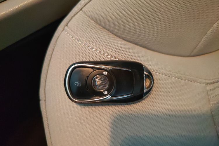 别克 英朗 2018款 15T 双离合进取型 国V中控内饰11