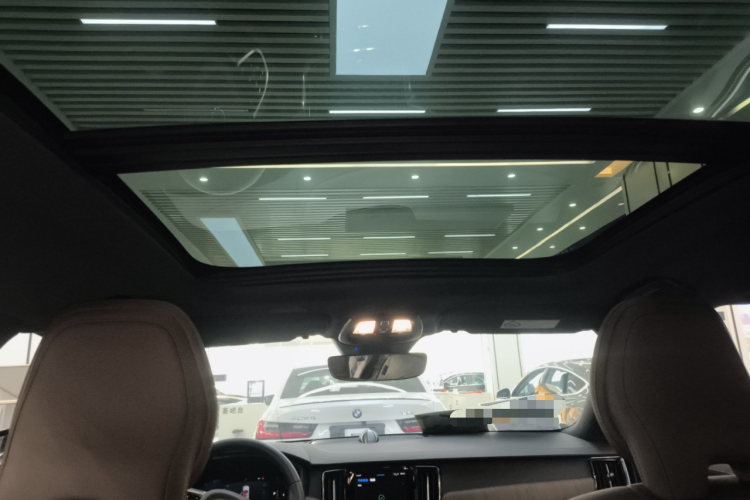 沃尔沃S90 2024款 B5 智远豪华版中控内饰22