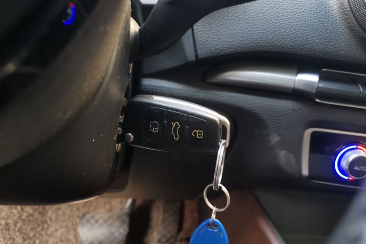 奥迪A3 2014款 Sportback 35 TFSI 自动舒适型中控内饰7001