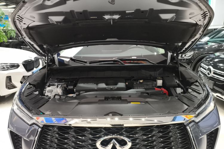 英菲尼迪QX60 2022款 2.0T 四驱豪华版机舱底盘24