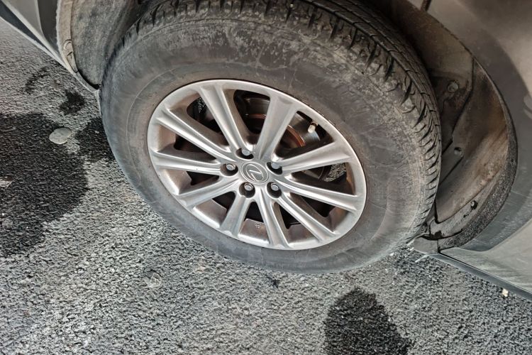 雷克萨斯NX 2015款 200 全驱 锋尚版车身外观6008